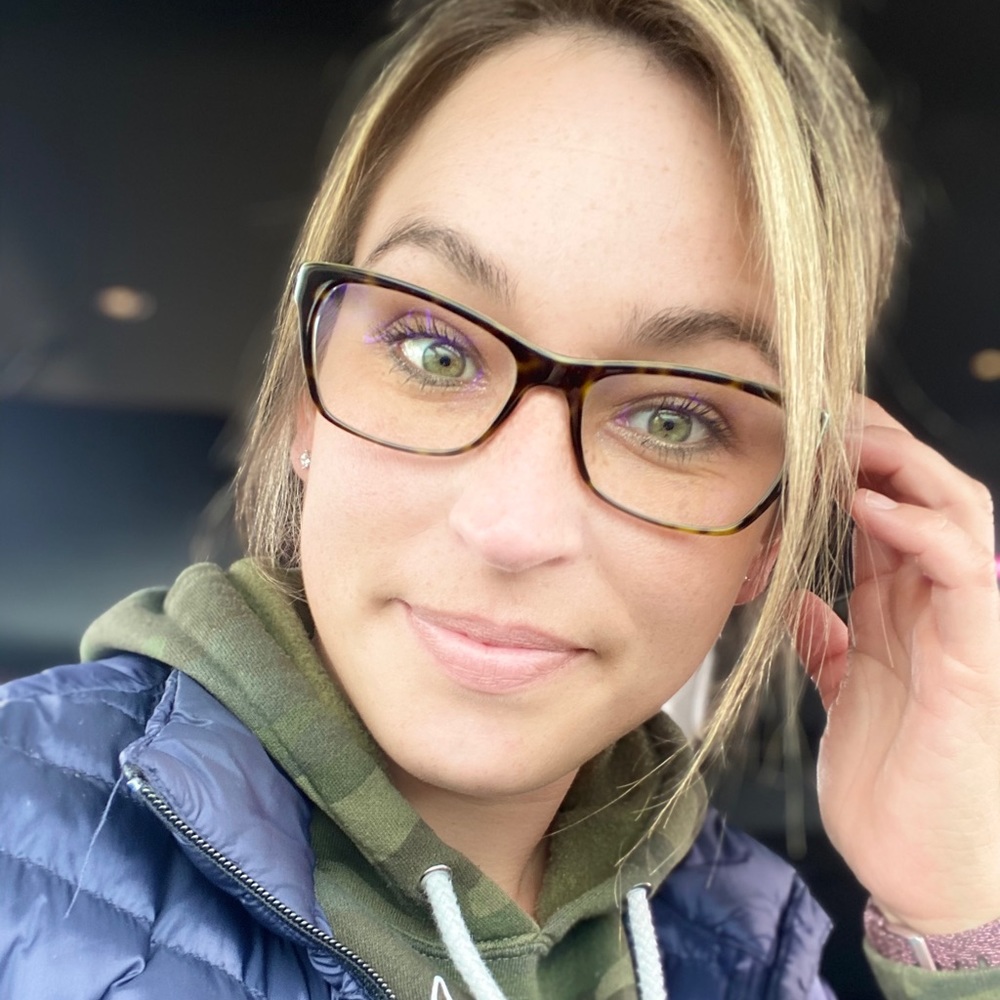 Meet your Posher, Tracy